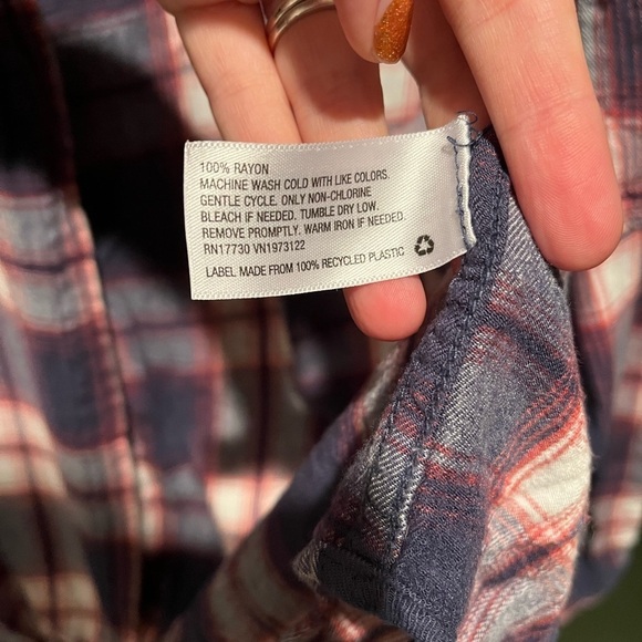 Red and blue plaid - XS boyfriend fit - Picture 3 of 4